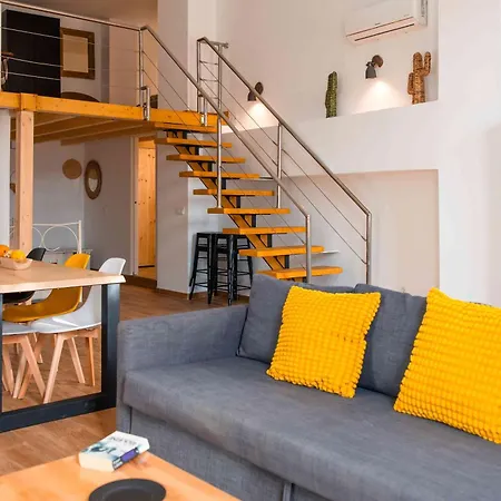 Апартаменты Letsmalaga - Duplex En El Centro Con Jacuzzi