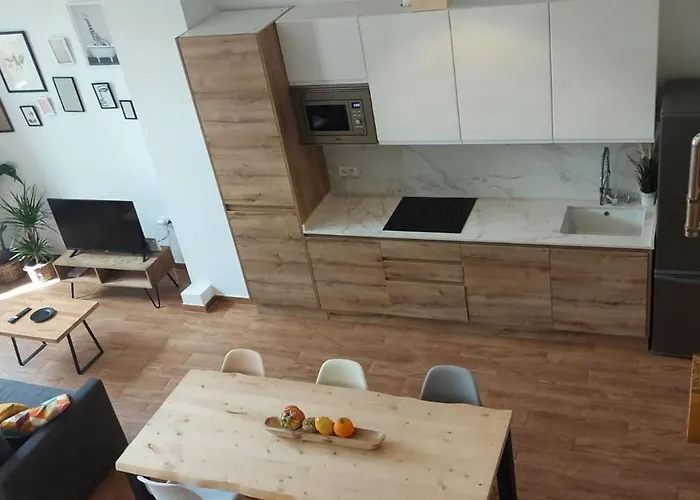 Apartment Letsmalaga - Duplex En El Centro Con Jacuzzi Málaga