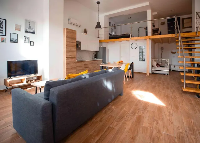 Letsmalaga - Duplex En El Centro Con Jacuzzi Málaga